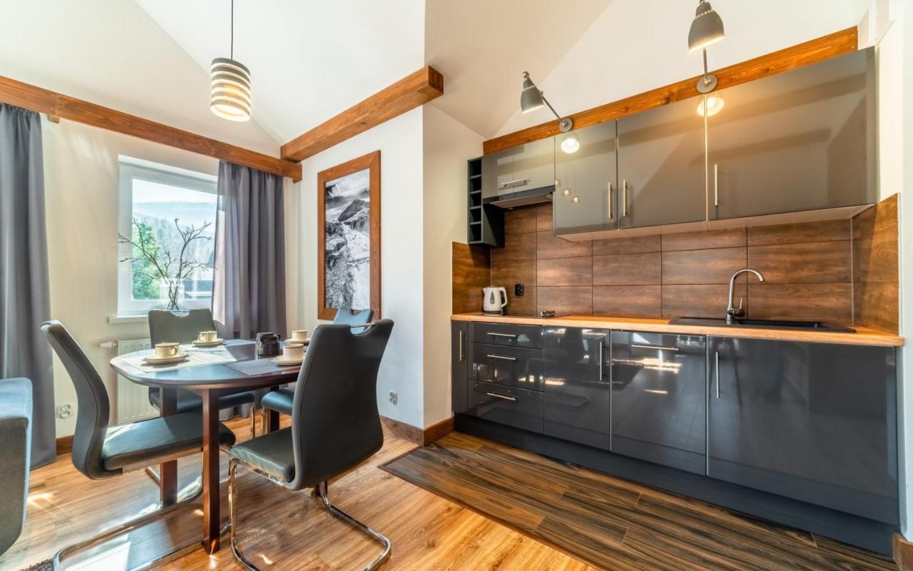 Apartamenty Gorski Zakatek Karpacz Na Emilii Plater 18C Luaran gambar